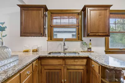 215 W Minnehaha Parkway, Minneapolis, MN 55419 - Photo 14