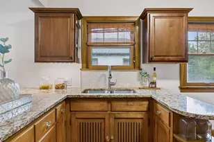 215 W Minnehaha Pkwy, Minneapolis, MN 55419 - Photo 14