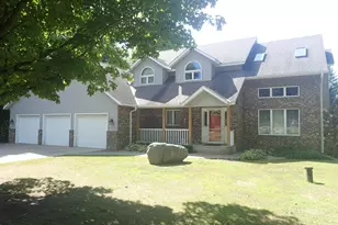 335 Desoto Ave SW, Buffalo, MN 55313 - Photo 2