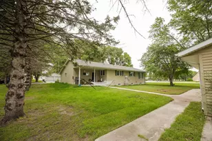 500 2nd St E, Chokio, MN 56221 - Photo 6