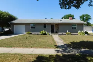 1017 17th St N, Moorhead, MN 56560 - Photo 2