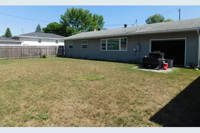 1017 17th Street N, Moorhead, MN 56560 - Photo 36