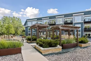935 Lake St E, Wayzata, MN 55391 - Photo 26