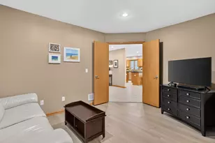 305 Salem Point Dr SW, Rochester, MN 55902 - Photo 16