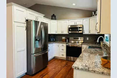 1960 Willow Avenue, Worthington, MN 56187 - Photo 8