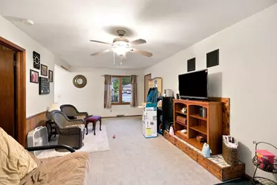 417 7th Avenue NW, Waseca, MN 56093 - Photo 4