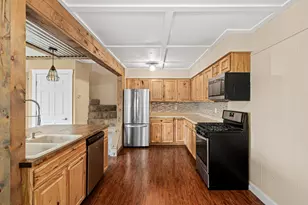 112704 Hundertmark Rd, Chaska, MN 55318 - Photo 4