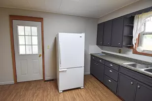 621 1st St E, Thief River Falls, MN 56701 - Photo 16