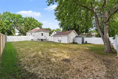 117 S Donaldson Street, Luverne, MN 56156 - Photo 26