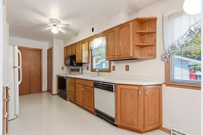106 Ranch Avenue, Marshall, MN 56258 - Photo 18