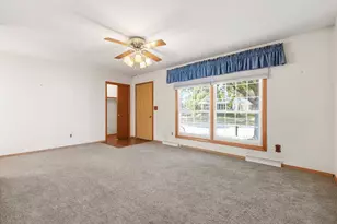 106 Ranch Ave, Marshall, MN 56258 - Photo 10