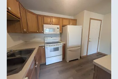 2231 Penn Place #213, North Saint Paul, MN 55109 - Photo 4