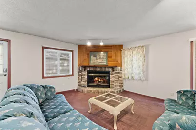 2986 Woodbridge Street, Roseville, MN 55113 - Photo 2