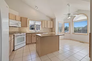 7043 Oak Pointe Curv, Bloomington, MN 55438 - Photo 16