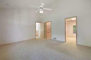 7043 Oak Pointe Curv, Bloomington, MN 55438 - Photo 20