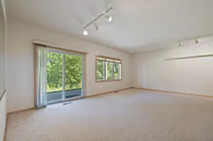 7043 Oak Pointe Curv, Bloomington, MN 55438 - Photo 32