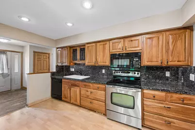 700 Spruce Drive, Hudson, WI 54016 - Photo 16