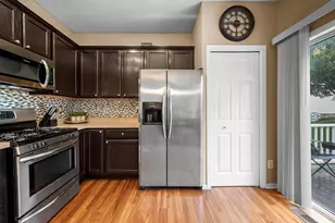 8796 Brunswick Path, Inver Grove Heights, MN 55076 - Photo 8