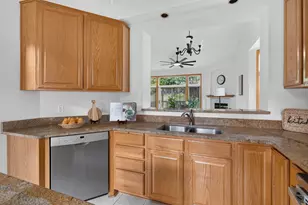 3781 Burgundy Dr, Eagan, MN 55122 - Photo 10