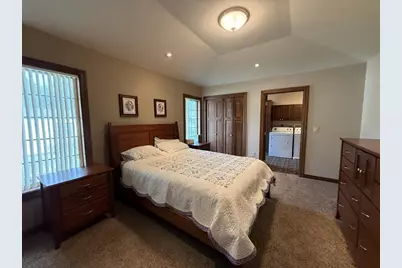 401 Pleasant Street, Lakefield, MN 56150 - Photo 6