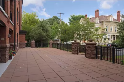 80 Western Avenue N #405, Saint Paul, MN 55102 - Photo 18