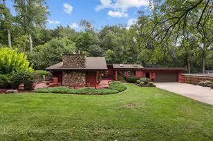 1690 Woodbury Rd, Newport, MN 55055 - Photo 4