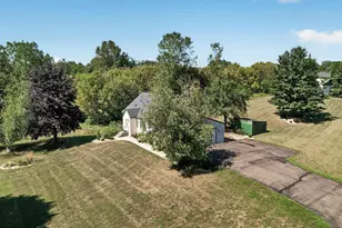 7146 Military Rd, Woodbury, MN 55129 - Photo 52