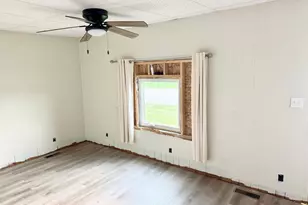102 5th Ave SE, Baudette, MN 56623 - Photo 16