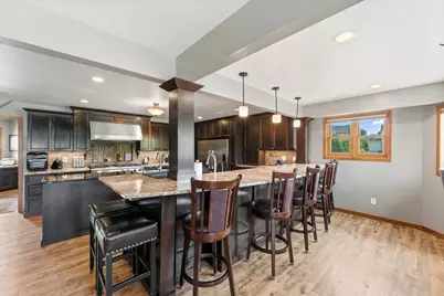 2400 Jennifer Lane, Shakopee, MN 55379 - Photo 10