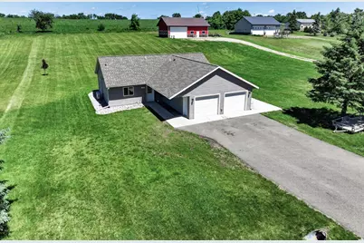 1378 W Latoka Drive SW, Alexandria, MN 56308 - Photo 2