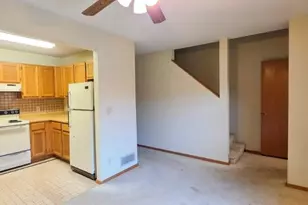 3231 Evergreen Dr, Eagan, MN 55121 - Photo 4