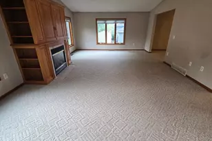 1909 9th St SW, Austin, MN 55912 - Photo 14