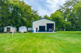 263 S Pine St, Dexter, MN 55926 - Photo 52