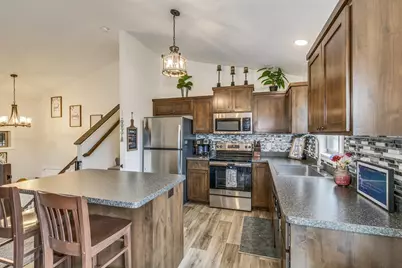 37621 Hawthorne Avenue, North Branch, MN 55056 - Photo 4