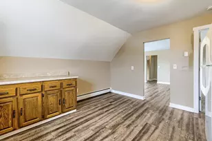153 4th Ave S, South Saint Paul, MN 55075 - Photo 6