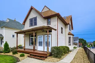 153 4th Ave S, South Saint Paul, MN 55075 - Photo 2