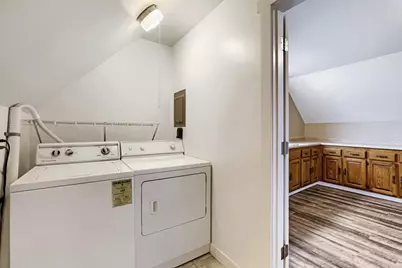 153 4th Avenue S, South Saint Paul, MN 55075 - Photo 8
