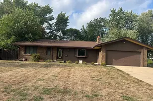 8514 85th St S, Cottage Grove, MN 55016 - Photo 2