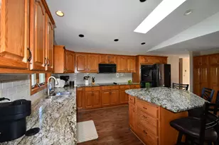 404 S 4th St, Goodhue, MN 55027 - Photo 6