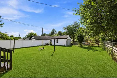 1515 Upton Avenue N, Minneapolis, MN 55411 - Photo 32