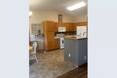 1410 Presidential Drive, Northfield, MN 55057 - Photo 6