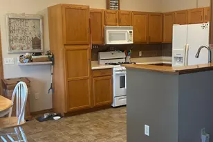 1410 Presidential Dr, Northfield, MN 55057 - Photo 6
