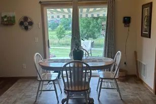 1410 Presidential Dr, Northfield, MN 55057 - Photo 8