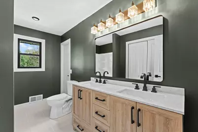 1600 Roosevelt Drive W, Northfield, MN 55057 - Photo 22