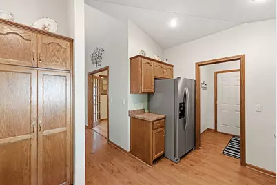 410 Fieldcrest Lane, Sartell, MN 56377 - Photo 10