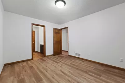 5619 Dunlap Avenue N, Shoreview, MN 55126 - Photo 24