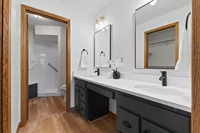 5619 Dunlap Avenue N, Shoreview, MN 55126 - Photo 16