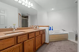 2996 Highcourte, Roseville, MN 55113 - Photo 38