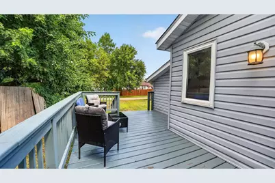 106 Lark St, Sandstone, MN 55072 - Photo 2