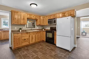 106 Lark St, Sandstone, MN 55072 - Photo 8
